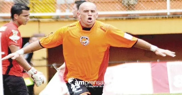 LaHece's tweet photo. @davidbvcr Contreras en eliminatoria vs Contreras en el Mundial https://t.co/hll7t53HqN
