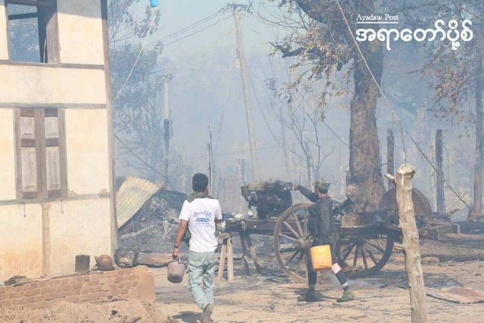 san24988368's tweet photo. It is reported that over 1200 civilian houses were burnt down until ashes and 21 residents were killed by junta soldiers in Ayartaw tsp, Sagaing division up to this month.  #ViolenceAgainstWomen #16DaysofActivism2022 #2022Nov27Coup #WhatsHappeningInMyanmar https://t.co/IcWx1CKnav