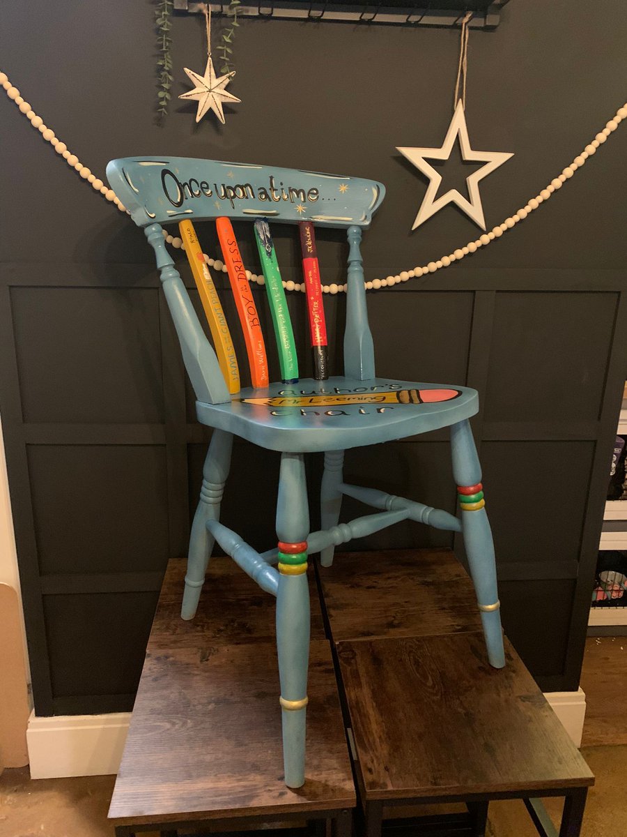 MrPorter6AP's tweet photo. More author chairs introduced into school this week. (Again, free from FB Marketplace.) These have been produced by the Y3 team. 👏👏👏 #writingculture @WritingRocks_17 @_Reading_Rocks_ https://t.co/PqSewQa4hy