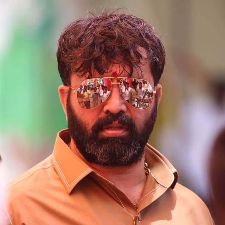 manwate_suraj's tweet photo. Happy birthday #MLA_SAHEB 💐♥️@maheshklandge https://t.co/7JMAfv0mR7