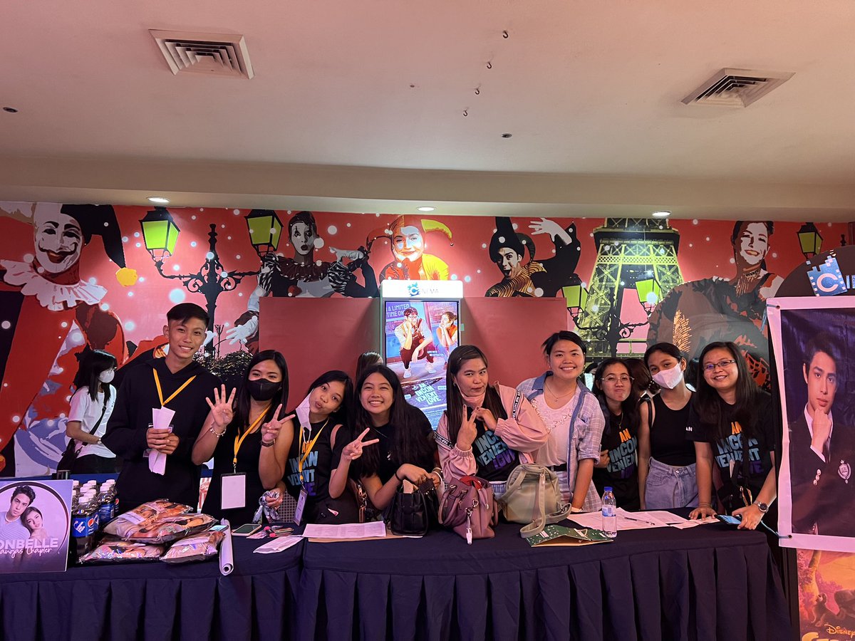 DonBelleBatngas's tweet photo. The people behind of successful blockscreening. We CHOOs #AnInconvenientLove 💚💜🧡

#AnInconvenientLoveNowShowing https://t.co/FmI9cXdkm1
