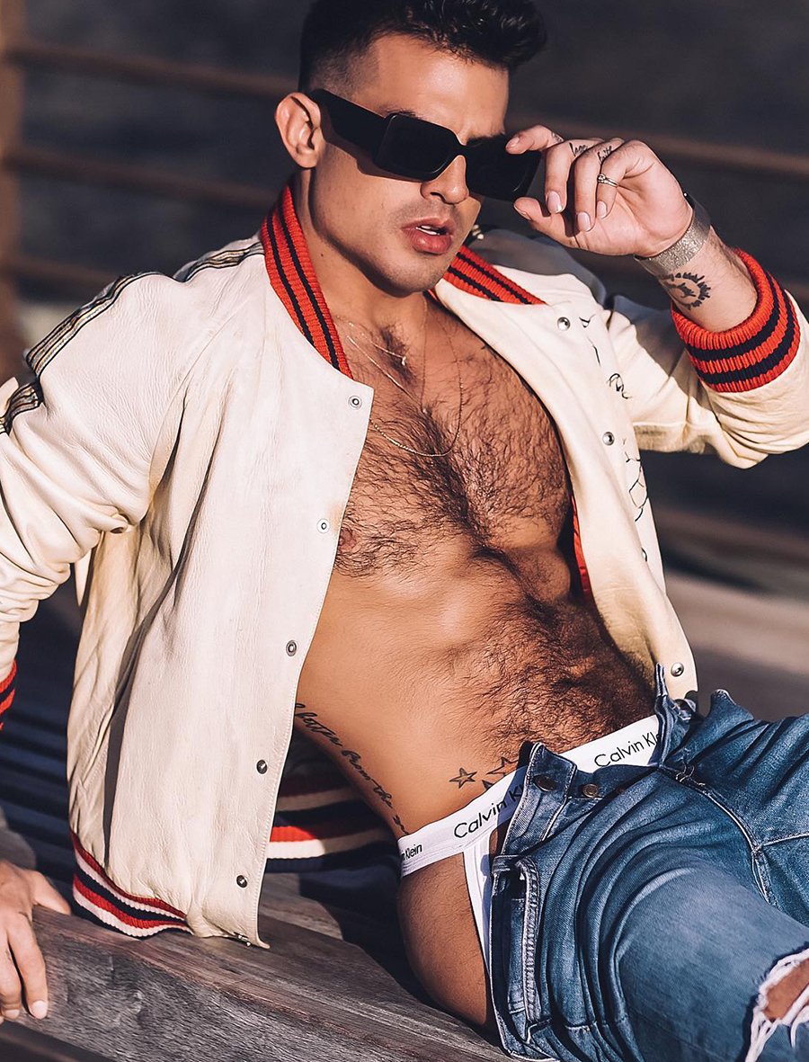 TW Pornstars - 1 pic. MIGUEL SOLO. Twitter. 📸Juan De La Torre by  Randygophoto for DYO MAGAZINE. 11:33 AM - 27 Nov 2022
