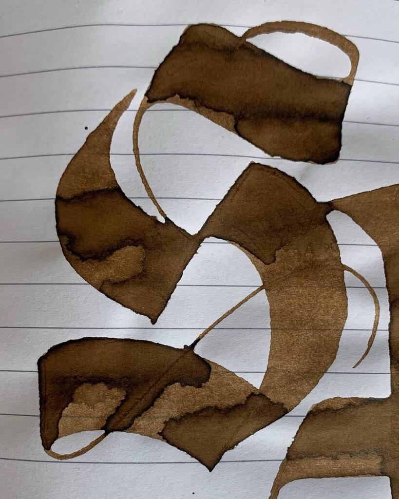 beppeartz's tweet image. #automaticpen #calligraphy