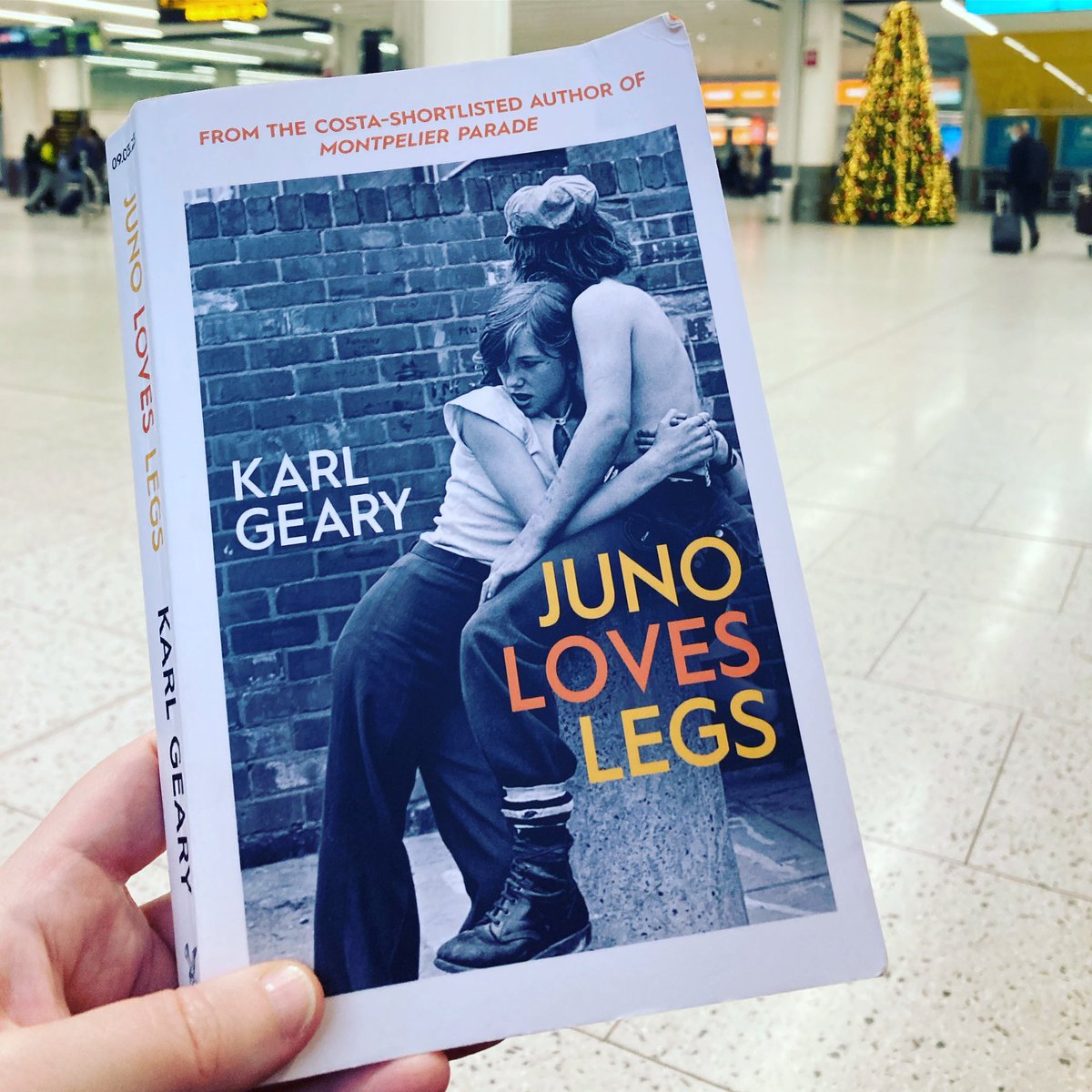 the new novel from @GearyKarl has absolutely destroyed me. I’m going to be thinking about Juno and Legs for the rest of the week. It’s published early March by @harvillsecker and it’s going to break your heart in the very best way #JunoLovesLegs