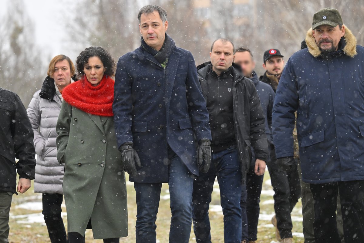 alexanderdecroo's tweet photo. Silent. Shocked. Angry.

The horror of Bucha turns my stomach. How can people be so cruel?

Belgium will continue to fight against impunity for the barbaric war crimes Russian troops committed here. https://t.co/CD4jhTWnuI