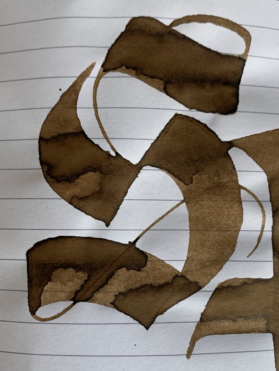 beppeartz's tweet image. #automaticpen #calligraphy