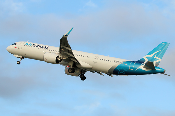 aerowebfrnet's tweet photo. Air Transat dévoile son programme de vols été 2023 https://t.co/RhVhr3dMQZ https://t.co/D3olXNJNYw