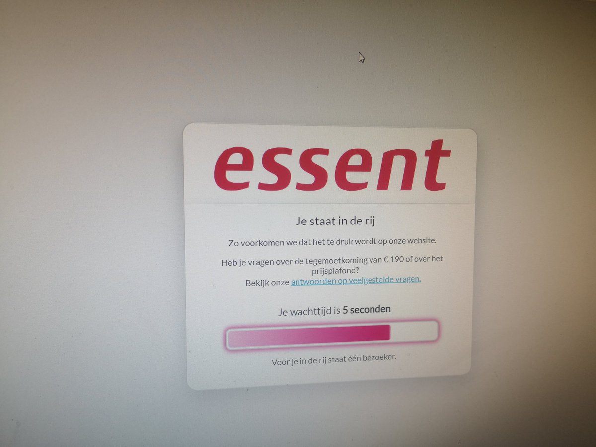 X-Communicado tweet media