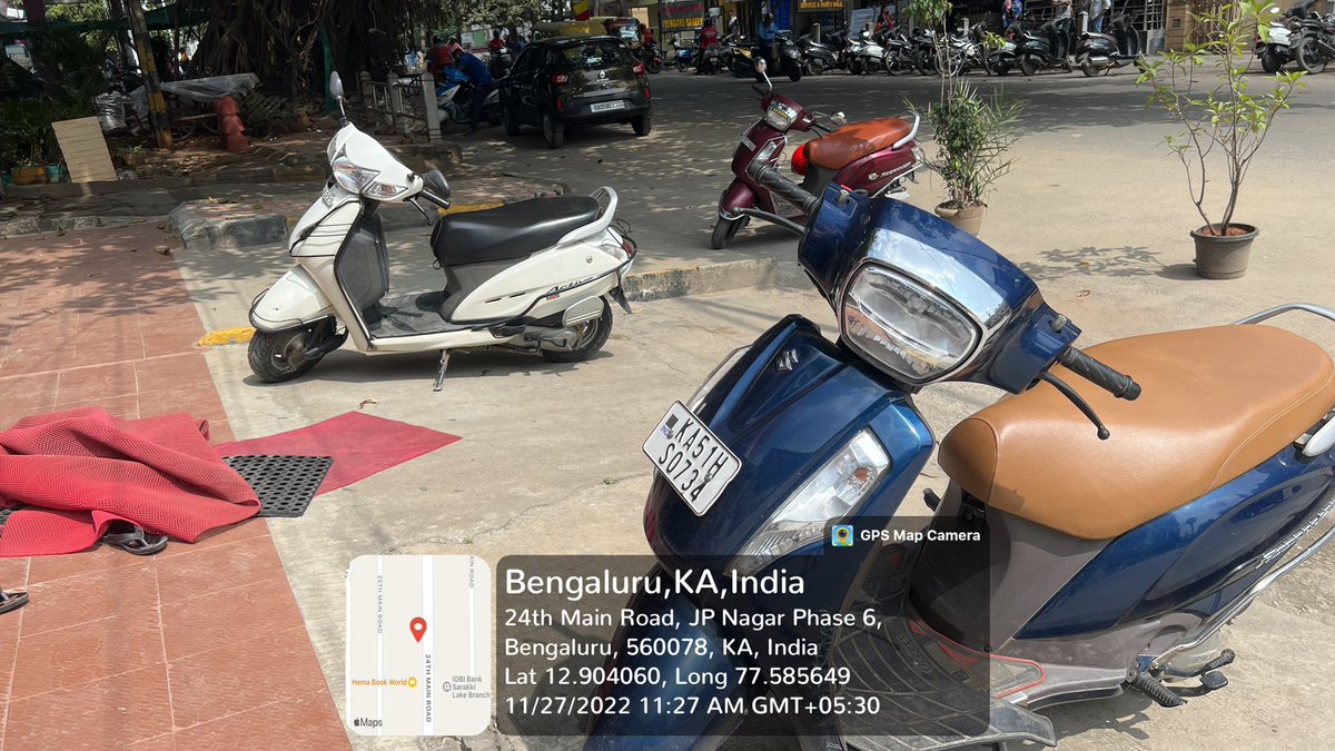 rajeshsound's tweet photo. request traffic police to take immediate action 
@btppubliceye @DCPSouthBCP @DCPTrWestBCP @BlrCityPolice  @AddlCPTraffic @CPBlr @CMofKarnataka @HMOKarnataka @CA4Blr  @BPACofficial @nammabengaluroo
@bbmpcomm @tesjasvi_surya https://t.co/Iho0Zg394C