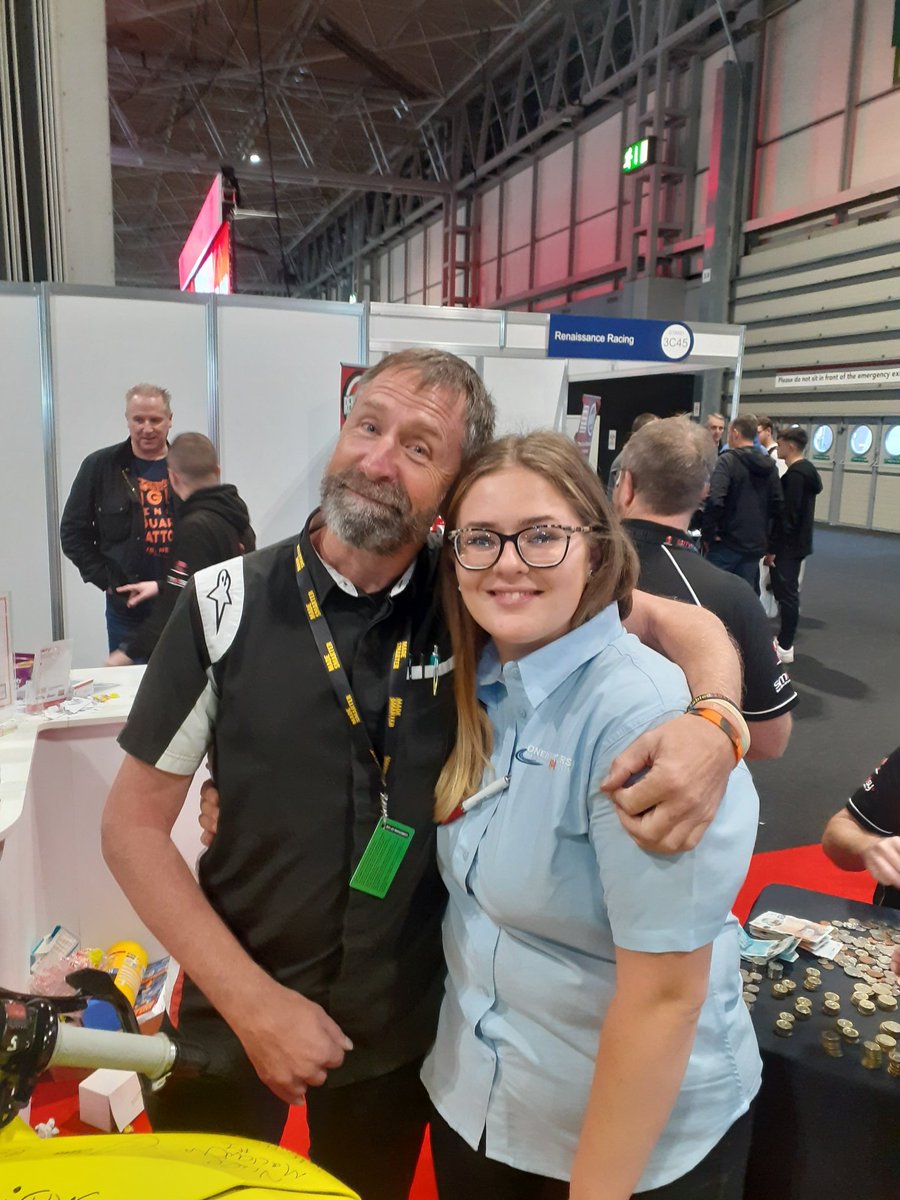 oneninefoursix tweet media