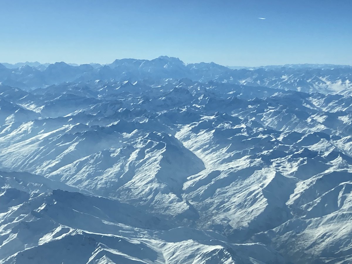 Tim_the_Pilot's tweet photo. First time for me overflying the Hindu Kush in daylight and completely captivated by the shear beauty of the mountains. It is extremely rare to fly this close to terrain (we were at FL330 then FL350) and the peaks are only just over 10,000ft beneath us. https://t.co/Lq9WB9jt41