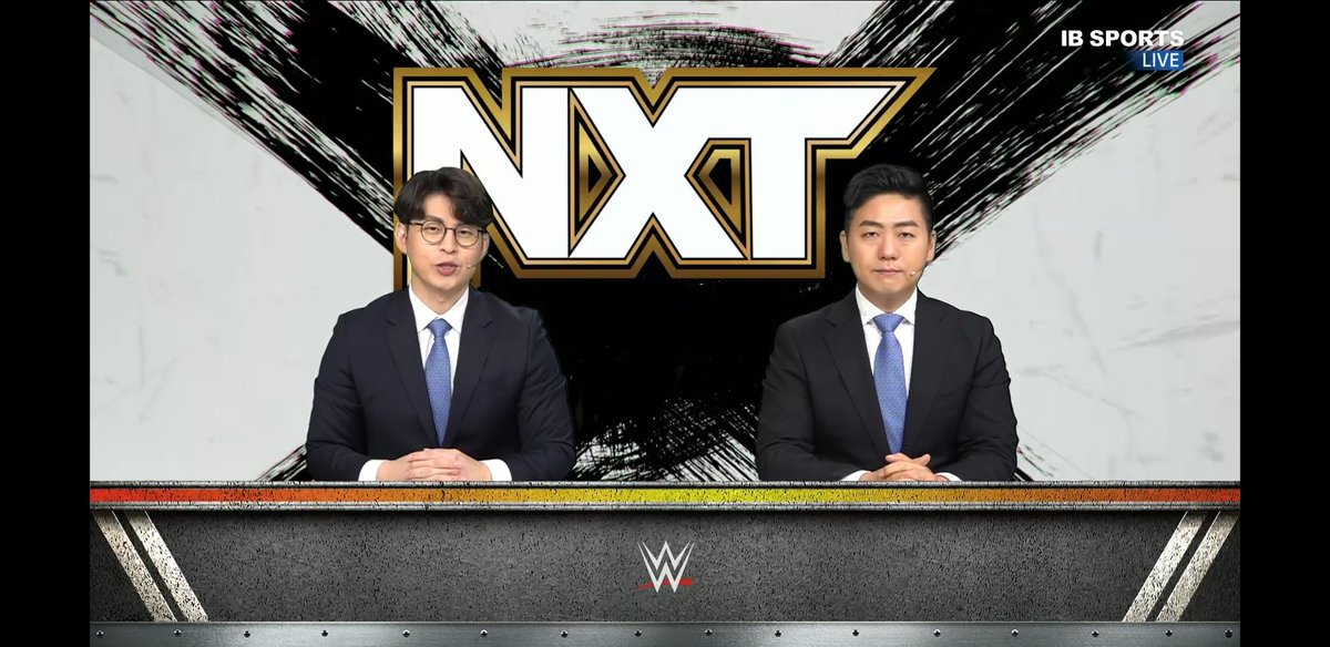 notz41's tweet photo. Ohhh what a week! What a night! Hope every Korea @WWE universe satisfied my commentating! #survivorseries #smackdown #wwenxt #ibsports
ν μ£Όκ° @WWENXT #μ€λ§₯λ€μ΄ #μλ°μ΄λ²μλ¦¬μ¦ νμ°¨κ² λ¬λ €λ΄€μ΅λλ€! μ¬λ°κ² 보μ
¨κΈΈ λ°λΌλ©° μ΄μ μ λ€κ² μ΅λλ€ ππ°π· #νλ‘λ μ¬λ§ #notz https://t.co/7x4X7D6Pi4