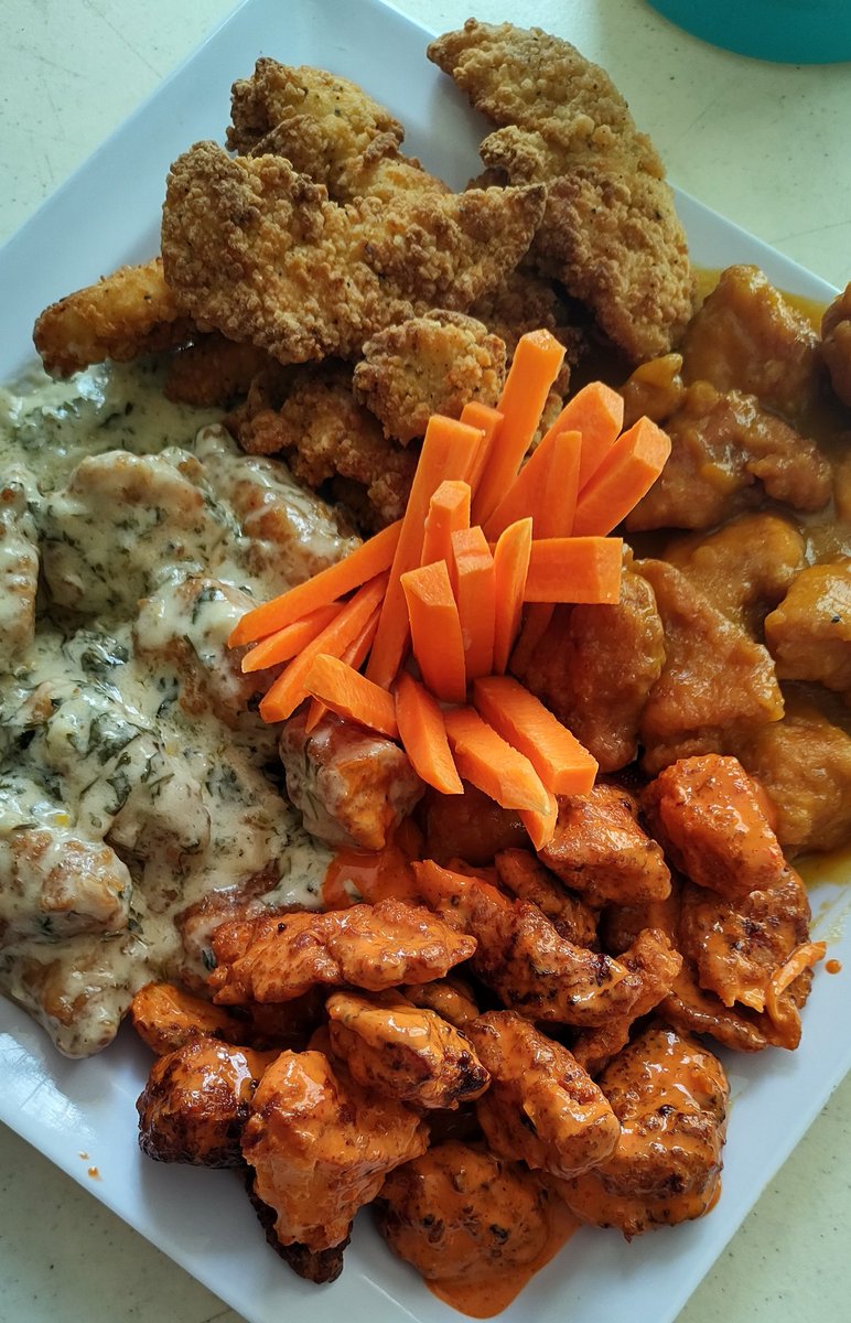 La hija siempre se luce con sus #boneless 😋#ARGMEX #MexicoVsArgentina #Catar2022