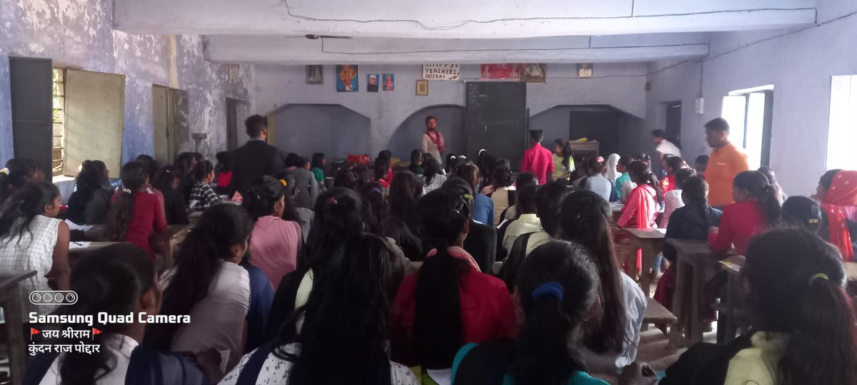 abvp_narayanpur's tweet photo. #अभाविप_नारायणपुर द्वारा आयोजित वार्षिक सामान्य ज्ञान प्रतियोगिता परीक्षा में 9 वीं और 10 वीं के करीब 500 बच्चें शामिल हुए।
@MadhurmilanNayk 
@ABVPVoice 
@abvp_bihar 
@SFShock 
@dheerajkrrgupta 
@DrNageshThakur 
@DrSugrivDas 
@sfdvoice 
@RajSharanShahi1 
@yagywalkya 
@ABVPToday https://t.co/smNJxjD1fN