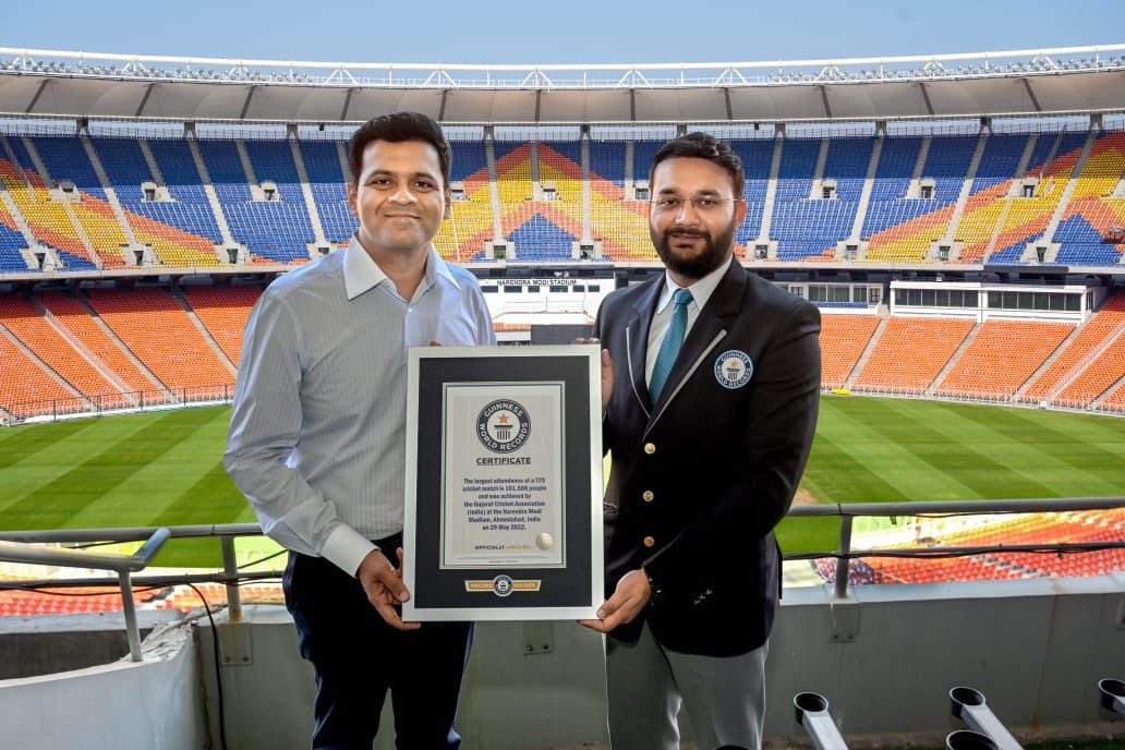 DhanrajNathwani's tweet photo. Extremely proud and elated to receive the Guinness World Record for largest attendance at a T20 match. The record was set as 101566 fans witnessed the Indian Premier League (IPL) final on 29th Many 2022 at the Narendra Modi Stadium. A big moment for the @GCAMotera. @IPL @BCCI https://t.co/fzQem7PH0N