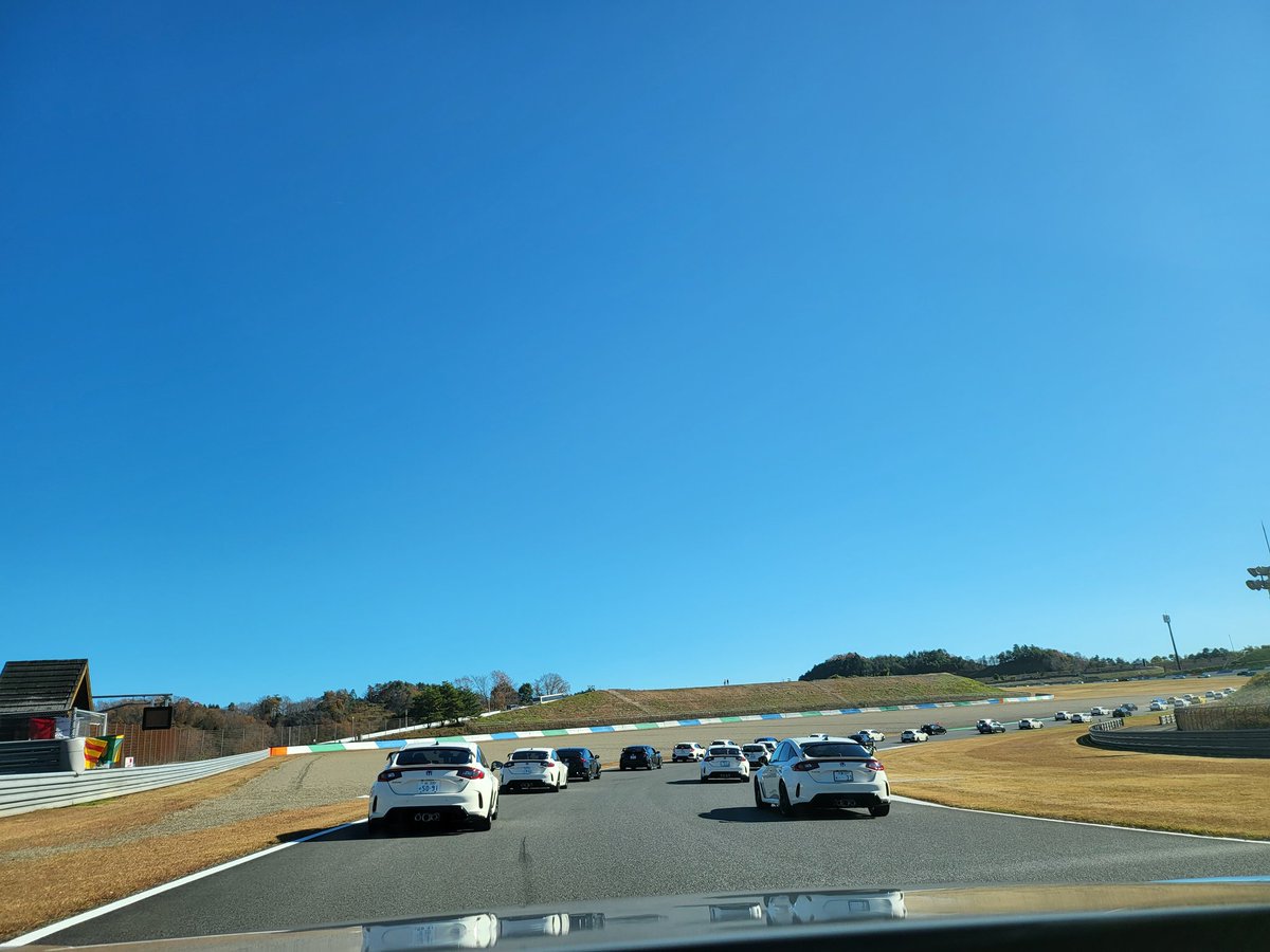 grstifk's tweet photo. ホンダサンクスデー！

初めて参加しました😊

タイプＲパレードランもいい記念になりました！

お話しいただけた方、本当にありがとうございます🏎 https://t.co/ISwQYONlQx