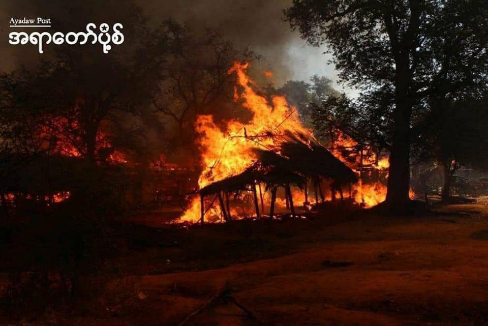 It is reported that over 1200 civilian houses were burnt down until ashes and 21 residents were killed by junta soldiers in Ayartaw tsp, Sagaing division up to this month.  #ViolenceAgainstWomen #16DaysofActivism2022 #2022Nov27Coup #WhatsHappeningInMyanmar