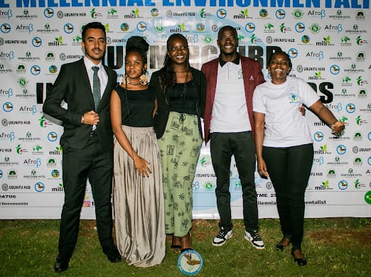 yfga_kenya's tweet photo. @yfga_kenya recieved an award, a certificate and seedballs during the Hummingbird Institutions Awards Gala Night yesterday for being the second runners up for the HIA2022. The HIA recognizes efforts of the grassroot organizations in Kenya in the fight https://t.co/CmRsF1Sl1U