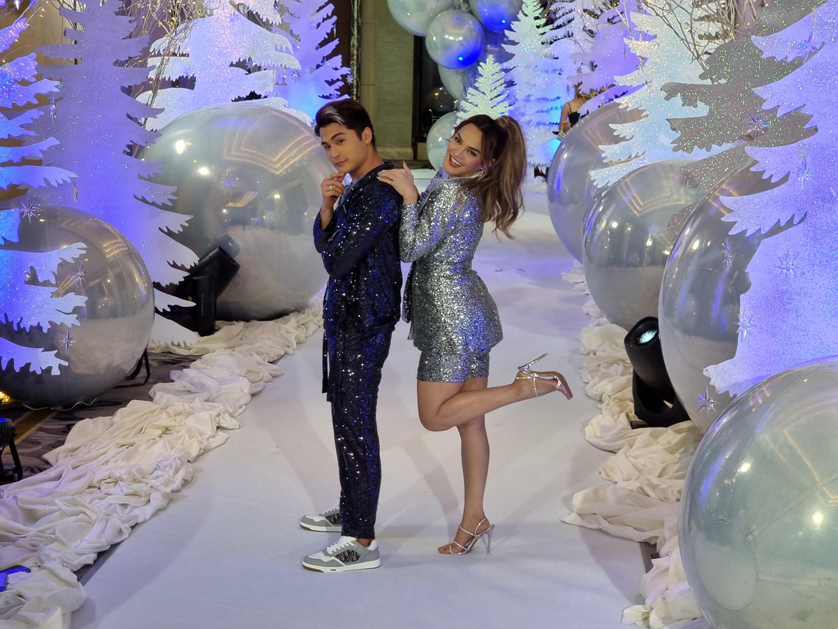 Celebrity siblings Eian Rances and Jenny Miller shimmer on the white carpet of Star Magic. #StarMagicalChristmas #StarMagic30