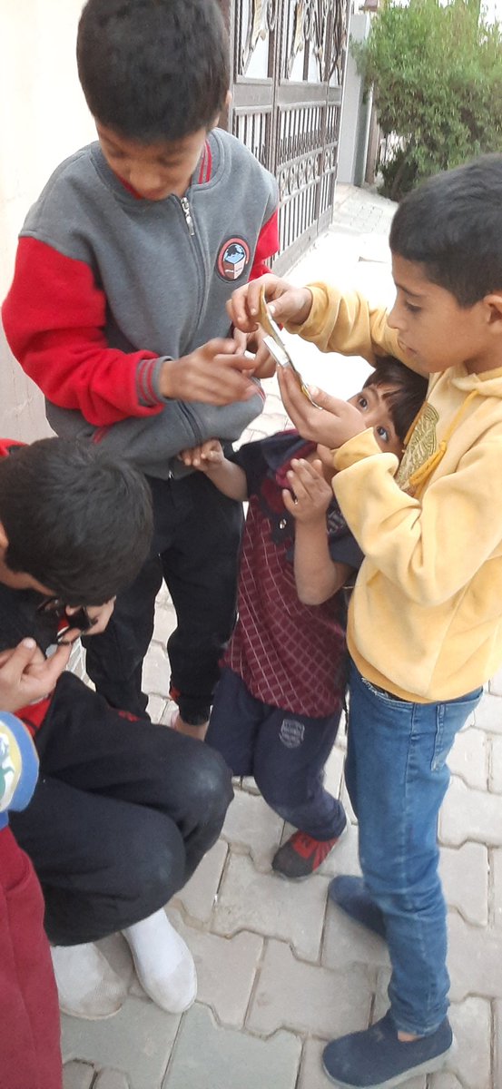 MuhamedSci's tweet photo. Day 1️⃣3️⃣8️⃣
#foldscopechallenge
Imagine you open house door and find infront of you kids just easily with less effort instead of looking for them.
They were so excited to look at many different samples and prepare new one with them.
One day at a time high or low but to keep going. https://t.co/MojjWjI7HD