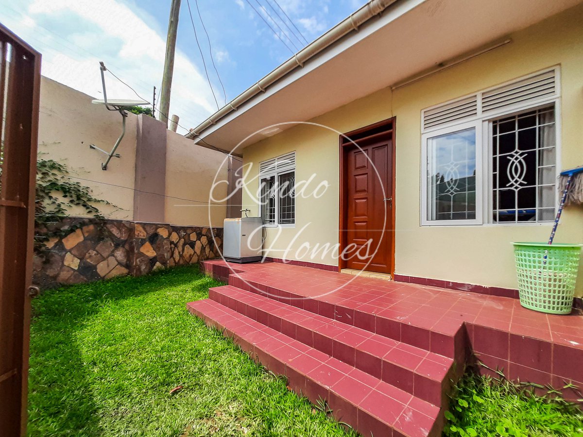 OruhuShoes's tweet photo. 💥 #justlisted
Welcome to the most impressive 1 bedroom unit in Muyenga!
Link: https://t.co/CWvRGW6Cio
📍Muyenga/1 bed/ 1 bath/ $400
To make this your home call us on;
+256-750569754
+256-761357009
.
https://t.co/jmPZoPysEi
.
.
#homesinkampala #expatsinkampala #expathomes https://t.co/KE35kd1la0