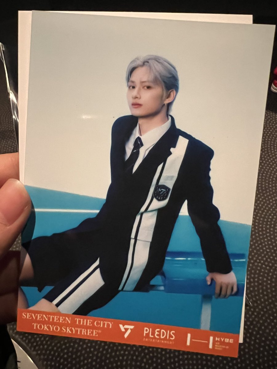ttyng3's tweet photo. SEVENTEENセブチ アフターパーティー スカイツリー 入場特典 ブロマイド 交換

譲:ジュン

求:ドギョム

ただいま会場内いますのでお気軽にお声掛けください https://t.co/vHlQkOAAJQ