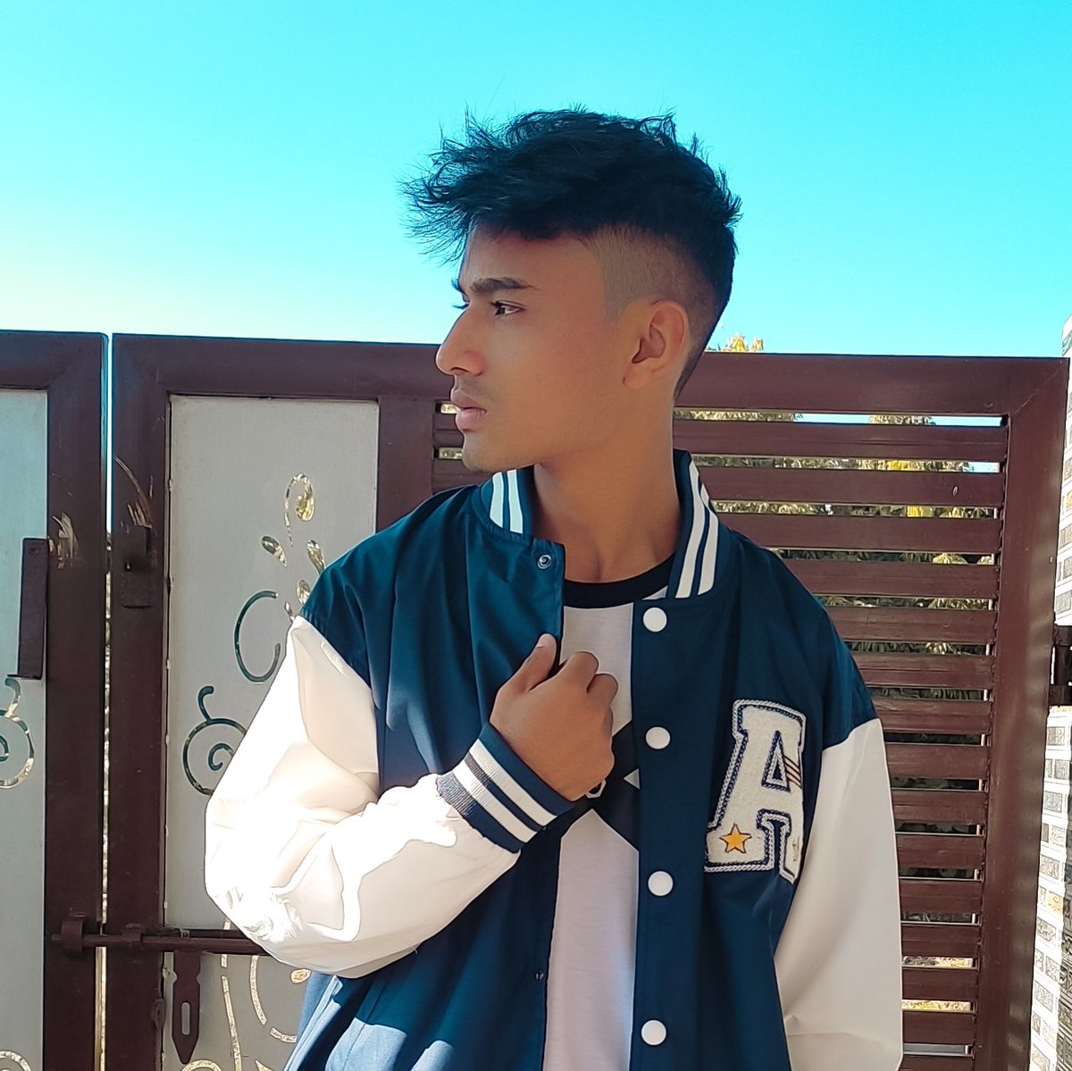 Cromin8's tweet photo. #NewProfilePic https://t.co/MgnanTEwry
