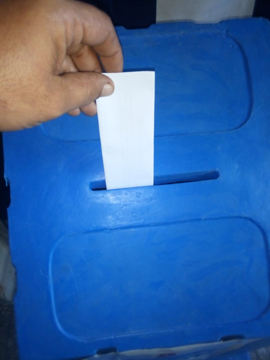 ☑️ Ejerciendo mi derecho ciudadano 🇨🇺 #YoVotoEl27 💓 #VoluntadDeElegir #Cuba 
<a href="/OsvaldoMtnez90/">Osvaldo Martínez 𝕏 🇵🇸</a> <a href="/karlos_hr92/">Carlos</a> <a href="/YuliethCuba84/">Yulieth González</a> <a href="/DeboraAlvarezR1/">Debora Alvarez Rodriguez</a> <a href="/KarlaGu64965572/">Karla Gutierrez Medina</a> <a href="/turquinauta/">Rafael Cruz</a> <a href="/ShadowsOfGreys/">Greys Gómez</a> <a href="/Ernesto23550819/">Ernesto Dominguez</a> <a href="/ErnandezSasha/">Sasha £ernández®</a> <a href="/OresticoFundora/">Orestico Fundora Rangel</a> <a href="/el_manbi/">TonyElMambí</a> <a href="/PaolaSCruz1990/">☭𝓪𝓸𝓵𝓪 ᥫ᭡</a> @julioacosta1701