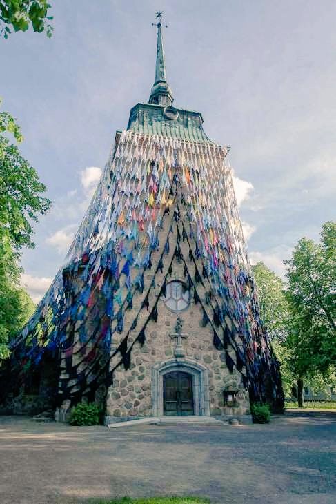 womensart1's tweet image. Finnish artist Kaarina Kaikkonen, The Spirit of Truth, 2014 large-scale installation with textiles #WomensArt