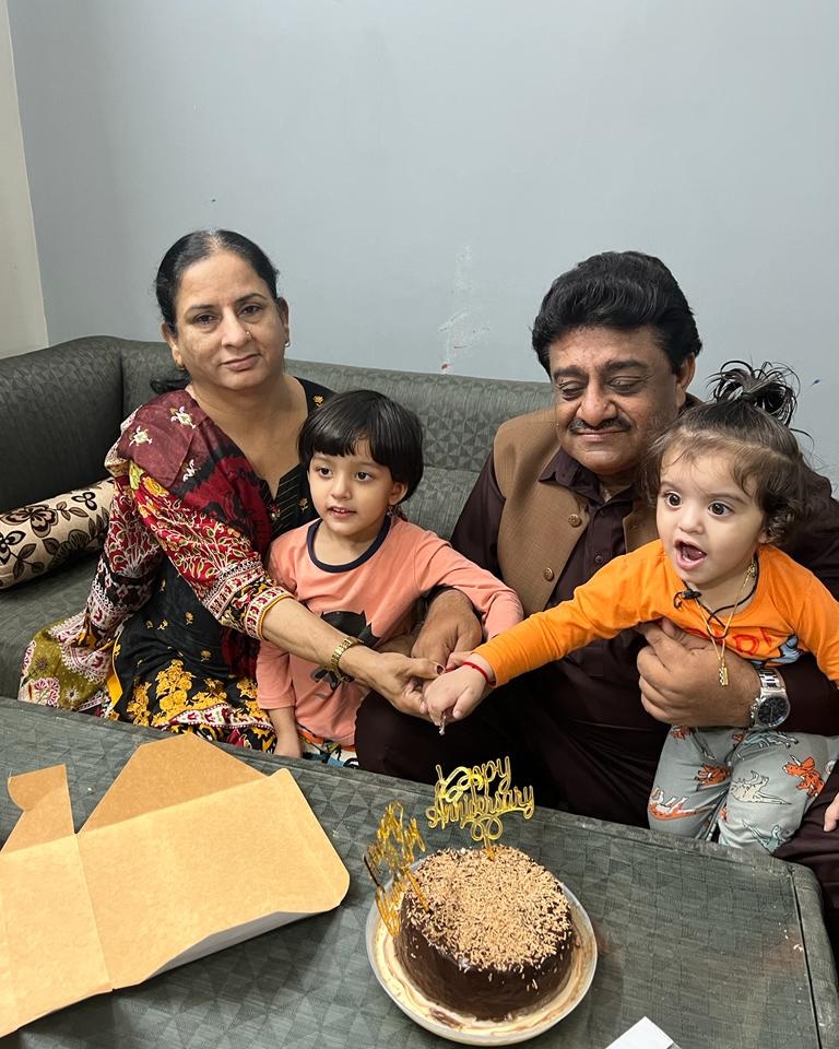 irum25's tweet photo. Some glimpses of my Birthday and wedding anniversary celebration https://t.co/i1gE5AfTGL