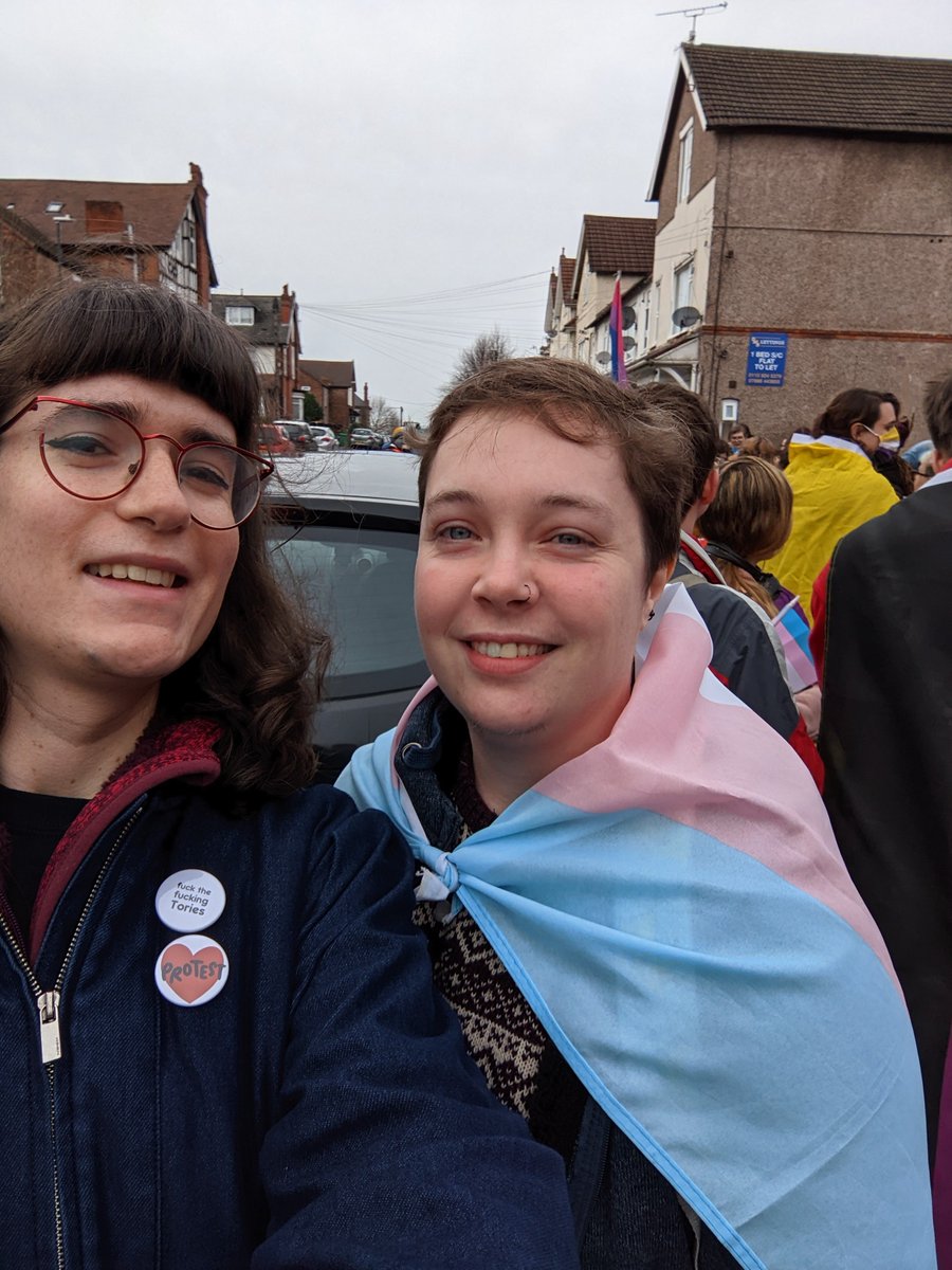 Samathy Barratt tweet media