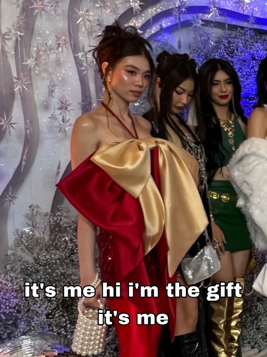 ultcolet's tweet photo. me pag nabunot si crush sa exchange gift: https://t.co/XnWNY1nc0z