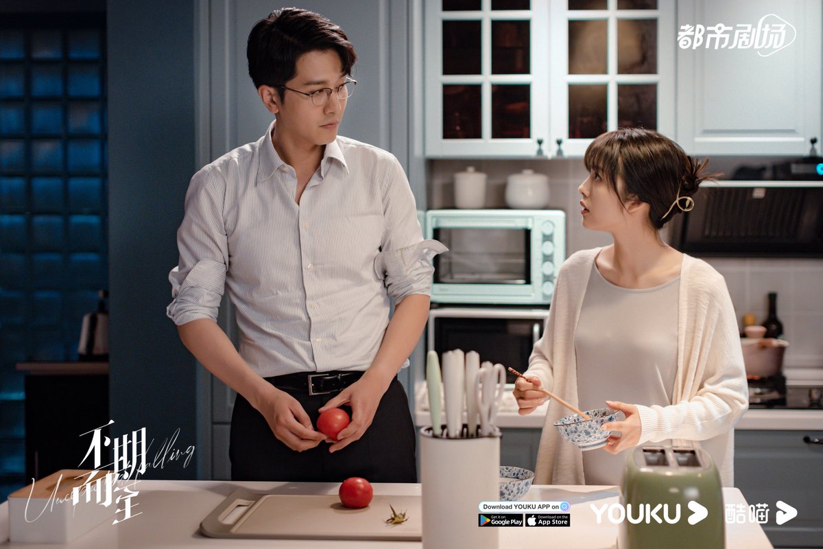 dramaradiance's tweet photo. Their chemistry is just 🔥🔥🥵

#PengGuanYing #CaiWenJing #UnexpectedFalling https://t.co/QvQUF50MSY
