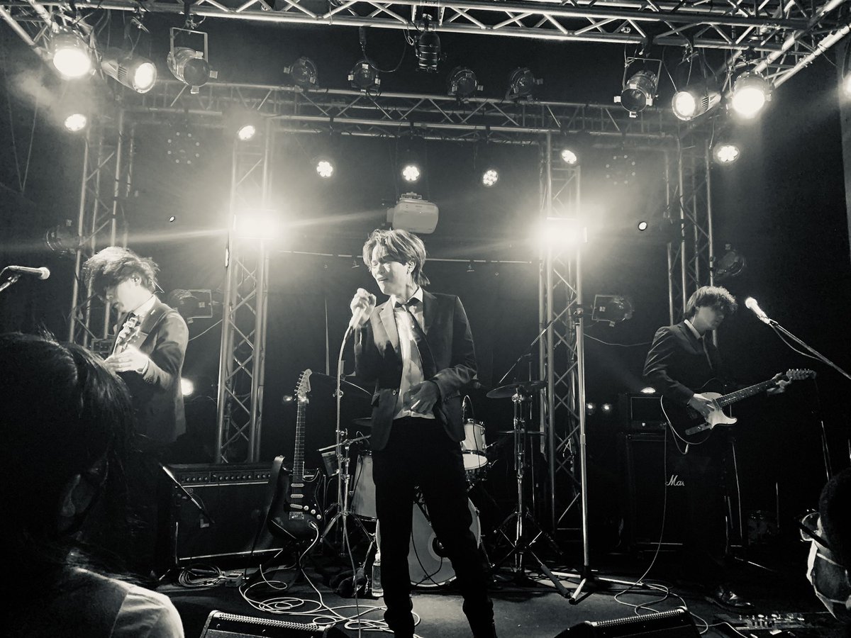 「WAO!WAO!WAO!」
～PARADE OF COLDRIVE <a href="/coldrive4/">coldrive</a> ～名古屋編
at.今池GROW

2022.11.27
-Set List-
1.偽装兄弟
2."inmate #2020"
3.香り
4.Introduction of the"march"
5.聖なる夜のFlare
6.アジサイ

 "IT MARCHES ON"