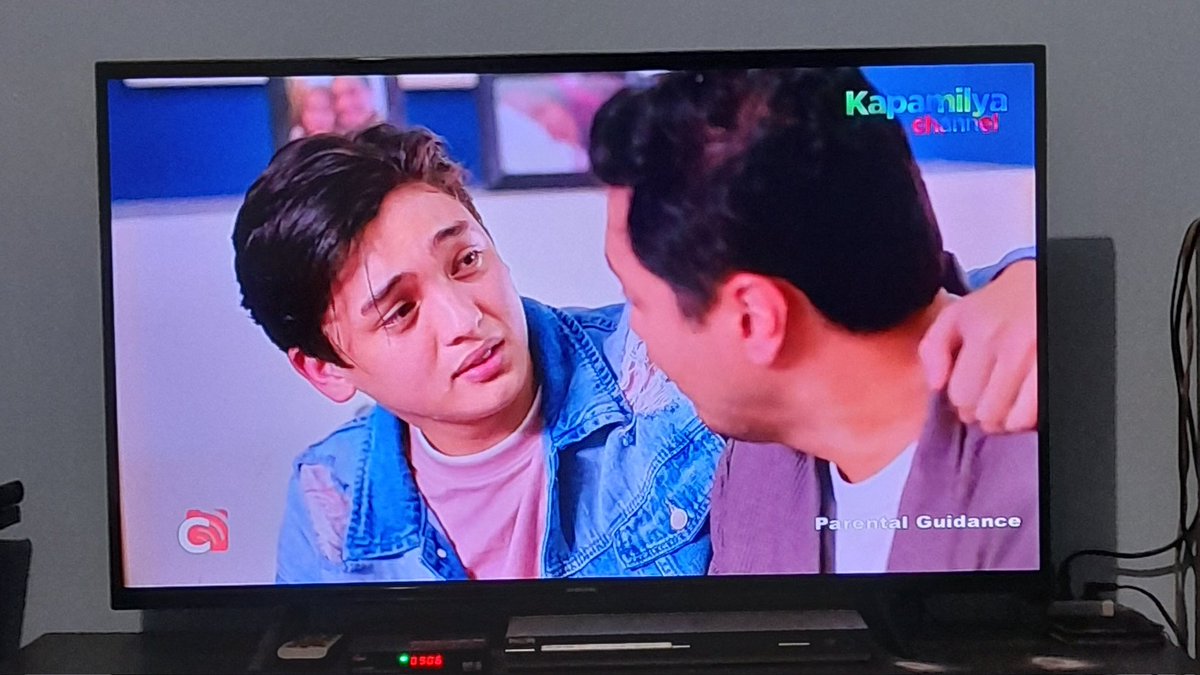 PrincessFrance's tweet photo. Iba yung dramatic potentials ni @imsethfedeIin ! Looking forward for meatier, more mature roles for him in the near future! #LABShowdown https://t.co/4y0cH84PbX