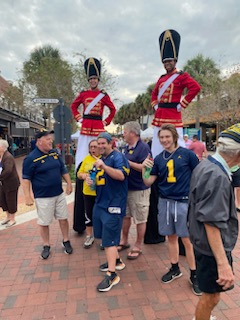 CollardRon's tweet image. Go blue