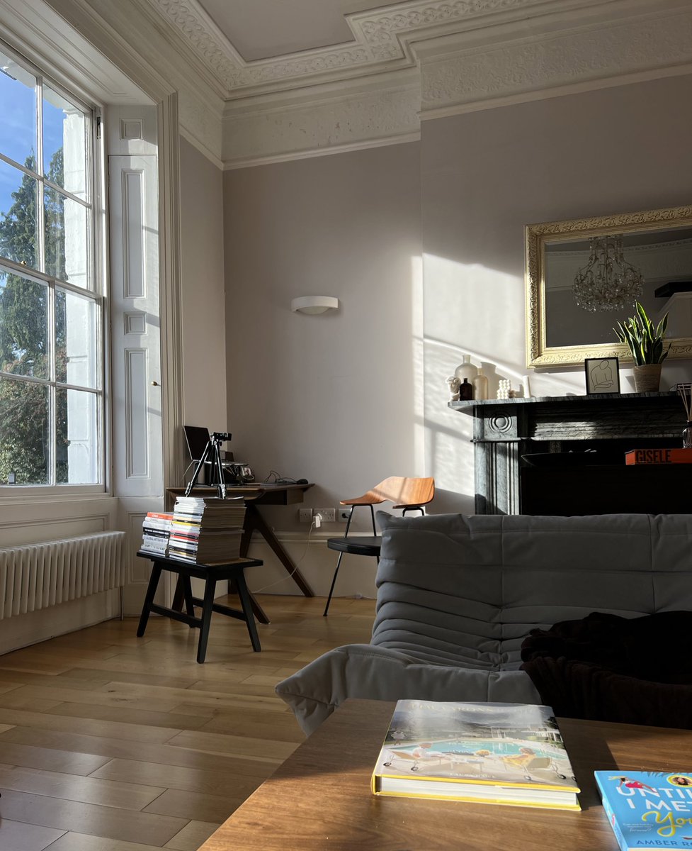 twinscotts's tweet photo. ‘Why do you like going home so much?’
My space: https://t.co/XbpvRUMJGo