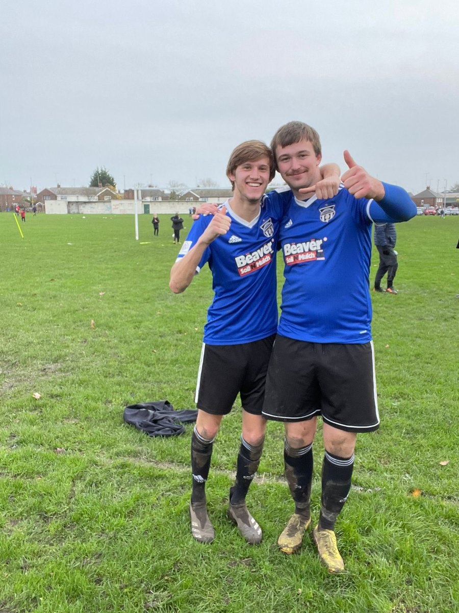 alexjones245's tweet photo. Some performance from the lads today, but playing next to my idol was a dream❤️ @DannyHamlett_ #thatrightside https://t.co/k2ZwdmJgqZ