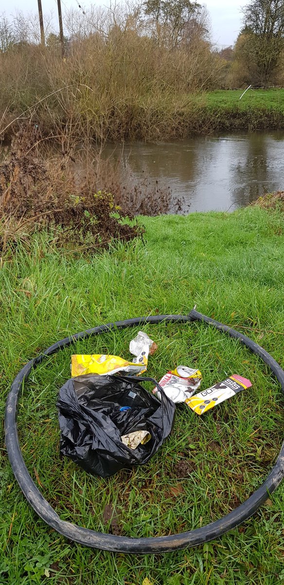 BBullrushes's tweet photo. Morning run along our local river. Picked our 2000th can, gel wrappers from last week's race, inner tube out of the hedgerow. Best find was a dumped buggy; soon to be our new #litterpicking trolley. #Derby #strangestfinds @CornishSpliced #Elvaston @KeepBritainTidy #pickthepath https://t.co/mgUFeWkd3M