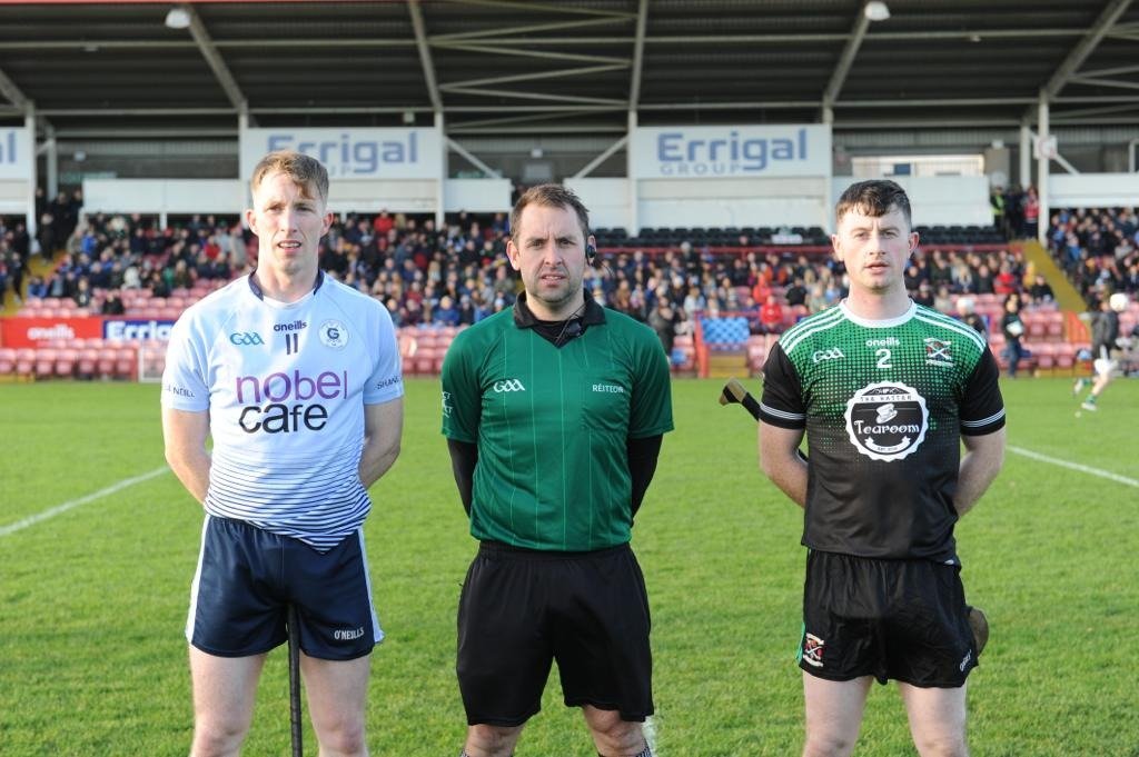 Ulster GAA (@ulstergaa) on Twitter photo Referee for the <a href="/AIB_GAA/">AIB_GAA</a> #UlsterClub2022 JHC Final is Tarlach Conway <a href="/ScreenGAA/">Ballinascreen GAC</a> <a href="/Doiregaa/">Derry GAA</a> - pictured with the <a href="/SetantaHC/">Setanta HC Donegal</a> & <a href="/ShaneUiNeill/">Shane Uí Néill GAA</a> captains.
This is his second Ulster Junior Club Final as he also took charge of the 2018 decider
Ádh mór air!🙌
#ClubMeansMore Referee for the <a href="/AIB_GAA/">AIB_GAA</a> #UlsterClub2022 JHC Final is Tarlach Conway <a href="/ScreenGAA/">Ballinascreen GAC</a> <a href="/Doiregaa/">Derry GAA</a> - pictured with the <a href="/SetantaHC/">Setanta HC Donegal</a> & <a href="/ShaneUiNeill/">Shane Uí Néill GAA</a> captains.
This is his second Ulster Junior Club Final as he also took charge of the 2018 decider
Ádh mór air!🙌
#ClubMeansMore