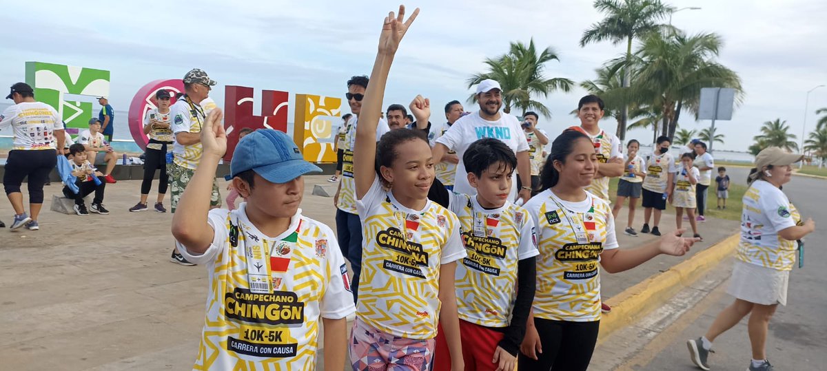 NCSCampeche's tweet photo. Leonor, Nayomie, Jamil y Olín participando activamente en la carrera con causa #QuéChingónEsApoyar en el malecón de la ciudad. https://t.co/fWAtRsRbZ7