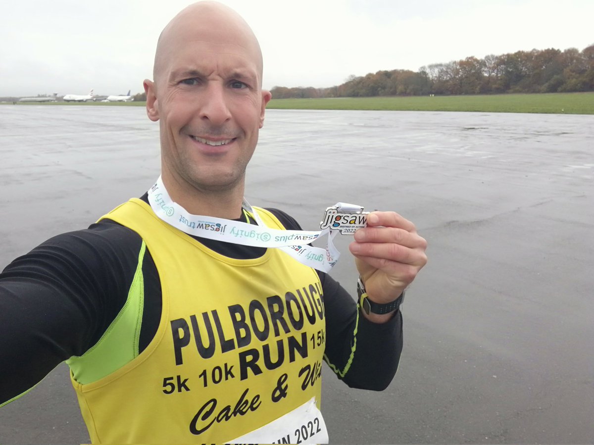 GetFitBC's tweet image. Jigsaw Run 10km at Dunsfold aerodrome (BBC Top Gear track) my time 43 mins. Great event raising money for charity. 5k option too - might see you there next year! :)