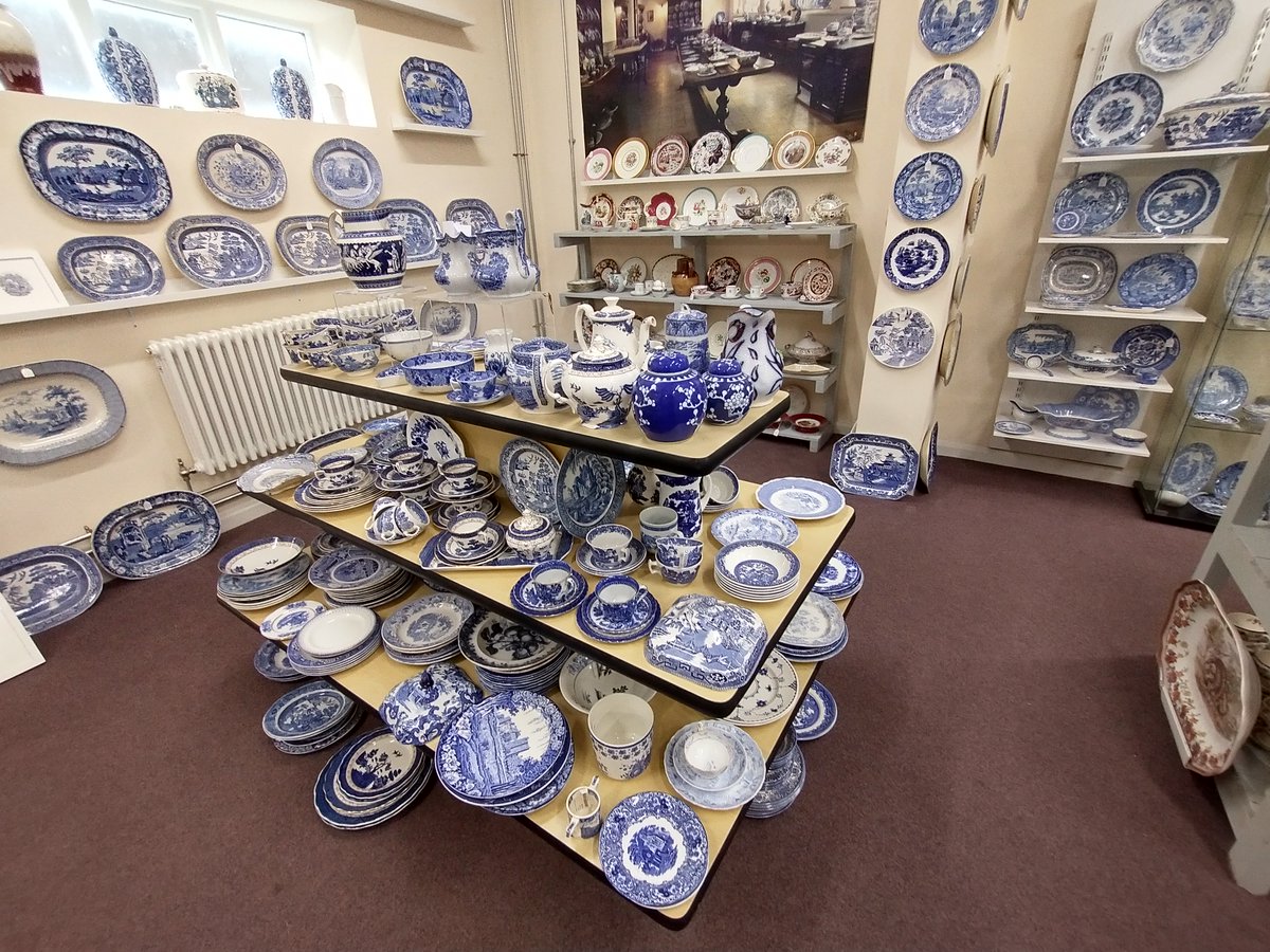 SpodeWorks's tweet photo. As its #museumshopsunday here's our #museumshop. Sorry to those expecting to see plastic dinosaurs or bouncy balls but we only sell the finest #antique and #vintage china #Spode #Wedgwood #Minton #RoyalDoulton and more! https://t.co/FfD7s5e72V