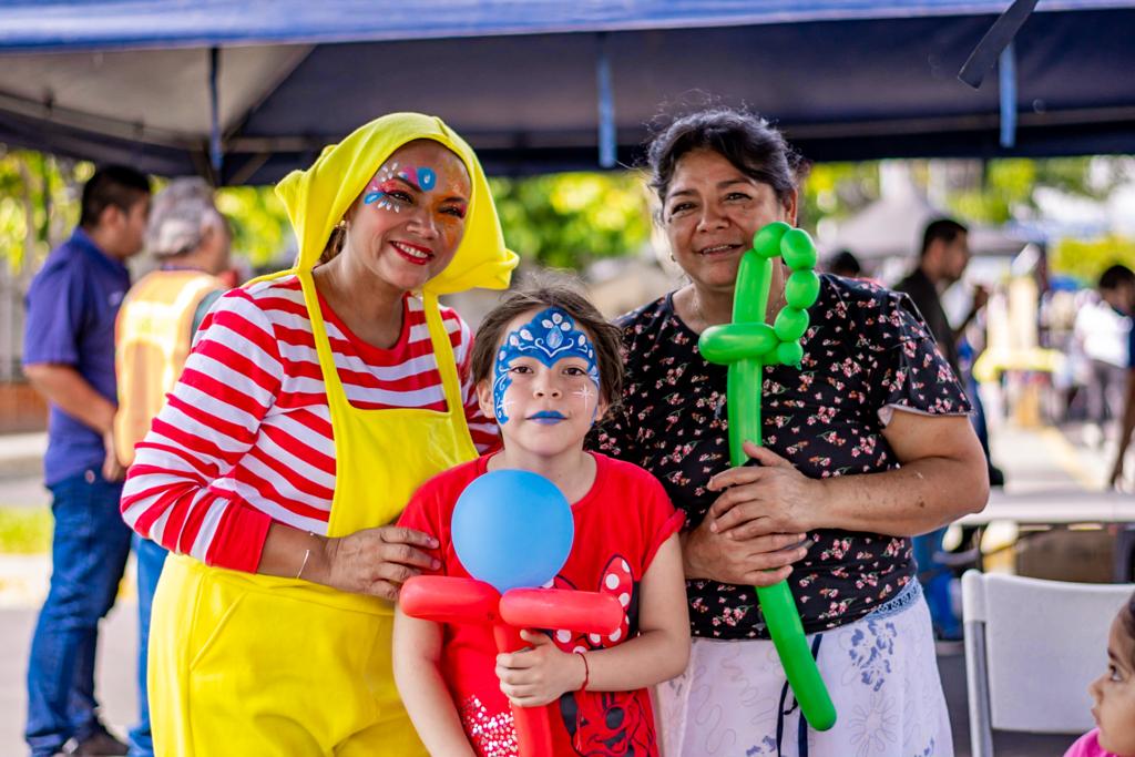 FatimaMachadoSS's tweet photo. Continuamos brindando espacios seguros para tu sano esparcimiento con tu familia y amigos durante el fin de semana. 🎨👨‍🎨👩‍🎨

¡Te esperamos!

📍𝐂𝐢𝐜𝐥𝐨𝐯𝐢́𝐚 𝐂𝐨𝐧𝐬𝐭𝐢𝐭𝐮𝐜𝐢𝐨́𝐧 https://t.co/39uGzCZ3Z6