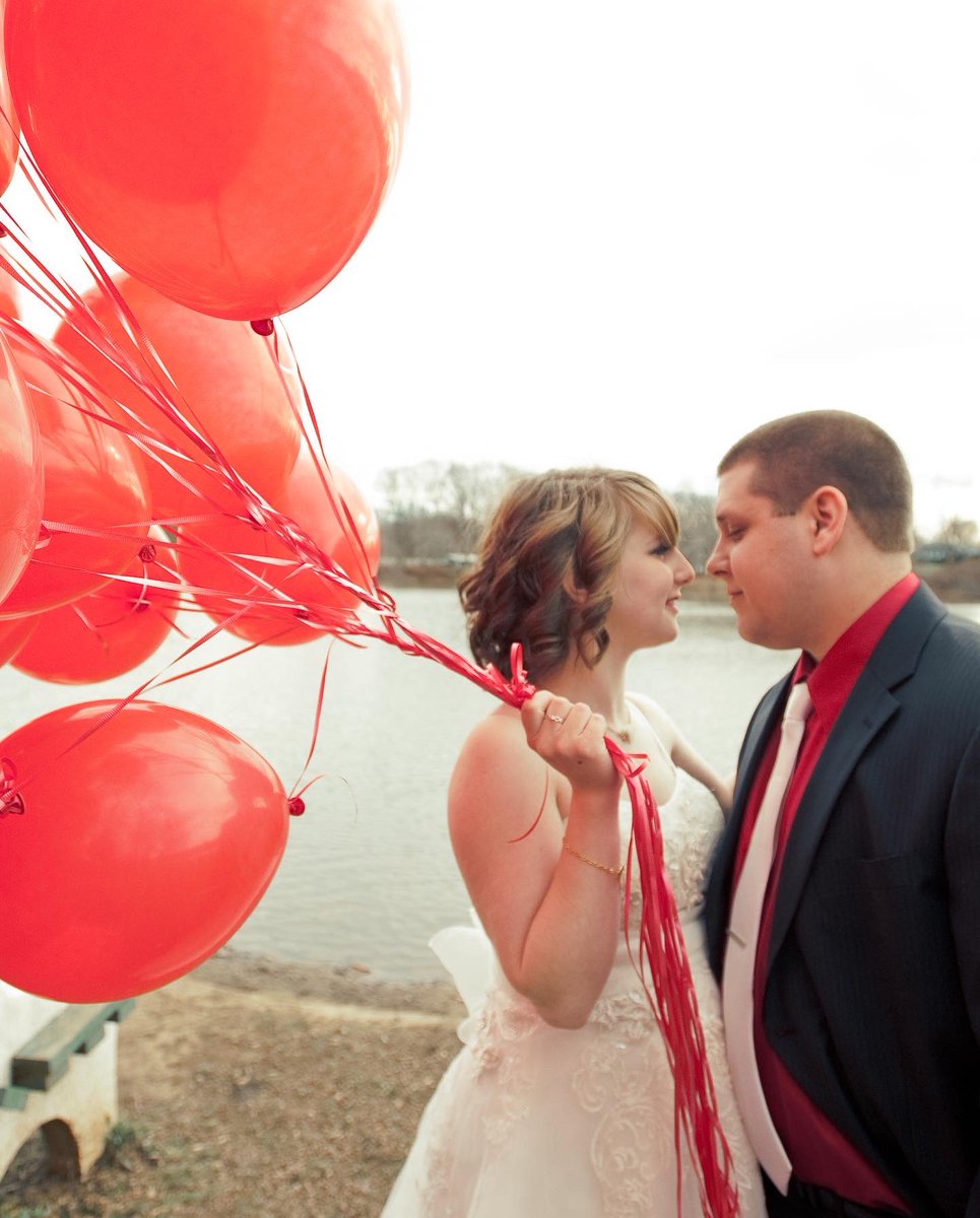 ResoluteMaverik's tweet photo. 11 years married to this amazing woman ❤️ @AbigailGingrale https://t.co/YctIKLcNz6