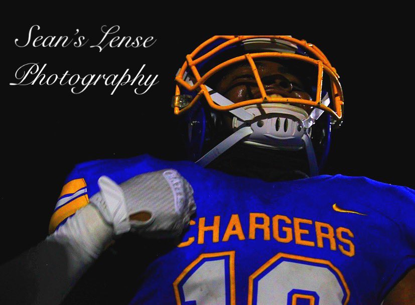 SeansLens's tweet photo. 🌀⚡️Charger Nation⚡️🌀

#oxfordchargers #oxfordms #booknow #explorepage #footballnightfriday #photography #videography #oxfordmsphotographer https://t.co/NCyFzUlF6O