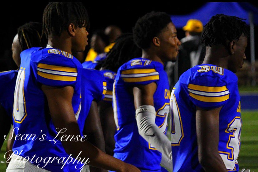 SeansLens's tweet photo. 🌀⚡️Charger Nation⚡️🌀

#oxfordchargers #oxfordms #booknow #explorepage #footballnightfriday #photography #videography #oxfordmsphotographer https://t.co/NCyFzUlF6O