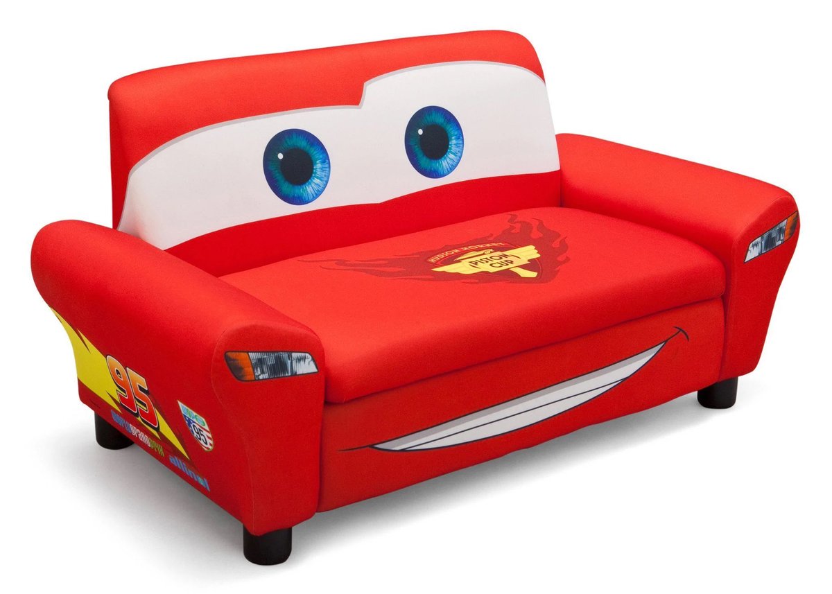 clawdezz's tweet photo. we fuckin on the kachouch tonight? https://t.co/2O94nmPBMk