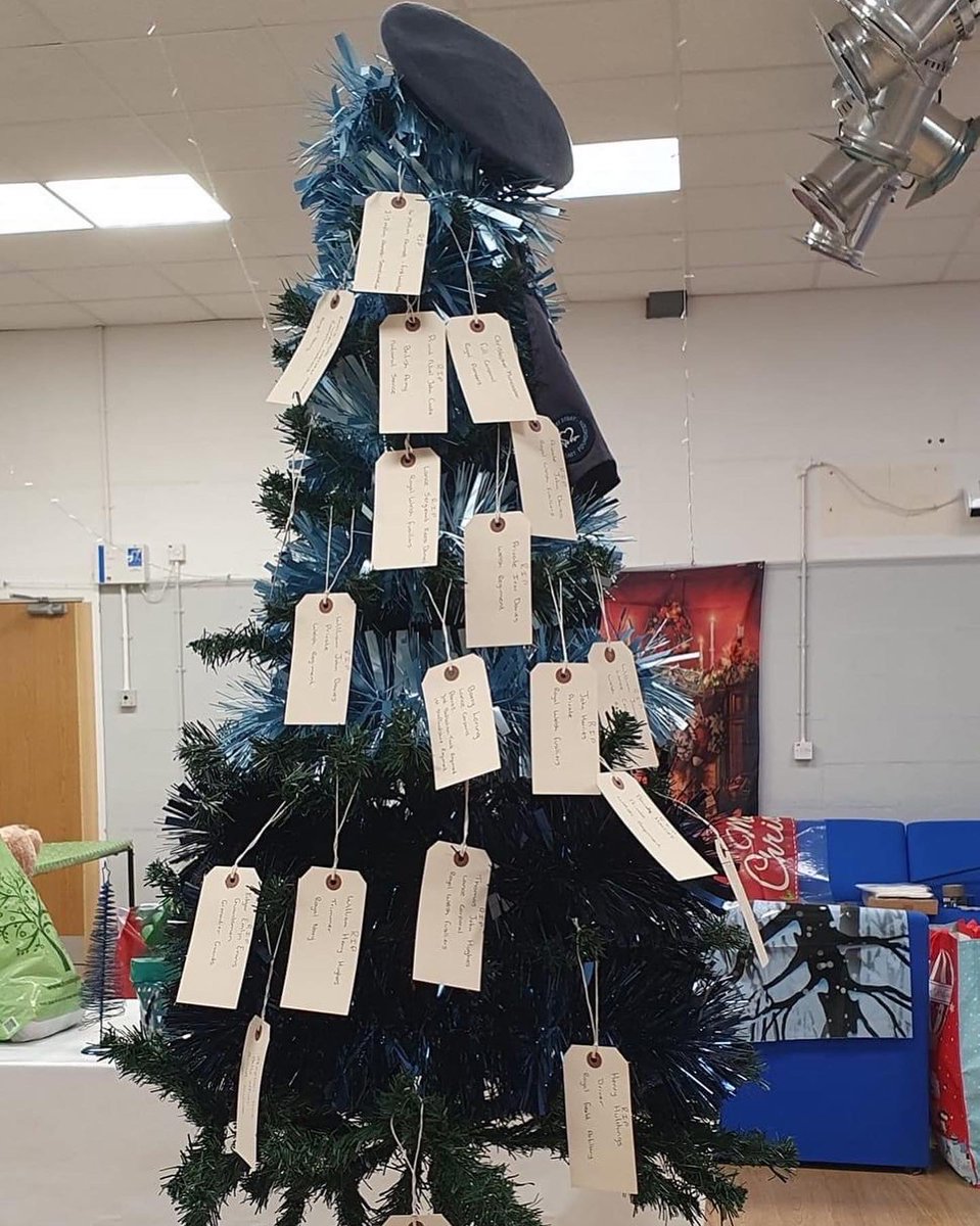 2475Sqn's tweet photo. This weekend 2475 Sqn were invited to enter a best dressed Christmas tree competition. The tree was dressed to look like a cadet with dark blue tinsel to represent trousers/skirt, light blue tinsel for the Wedgwood shirt with a tie, beret, brassard &amp; badges completing the tree. https://t.co/0kCLlg8bV1