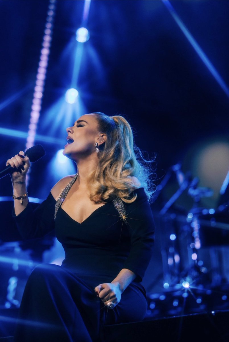 g_ili23's tweet photo. @AboutMusicYT The queen adele https://t.co/bnS2MgDB39